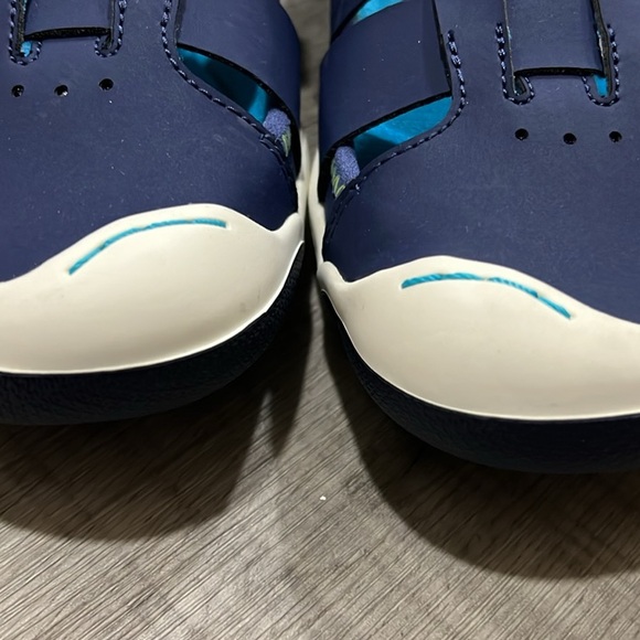 PLAE  Sam 2.0 size 3 US navy blue like new - Picture 5 of 9